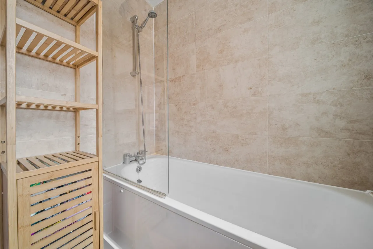 Calypso Crescent, Peckham, London, SE15, photo 6