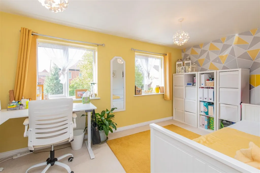 Buttercup Road, Desborough, photo 11