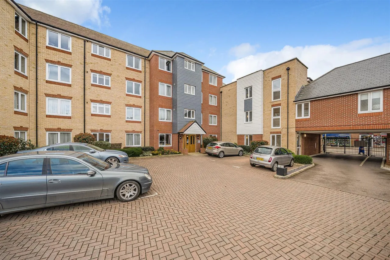 South Street, Bishop's Stortford, CM23, photo 16