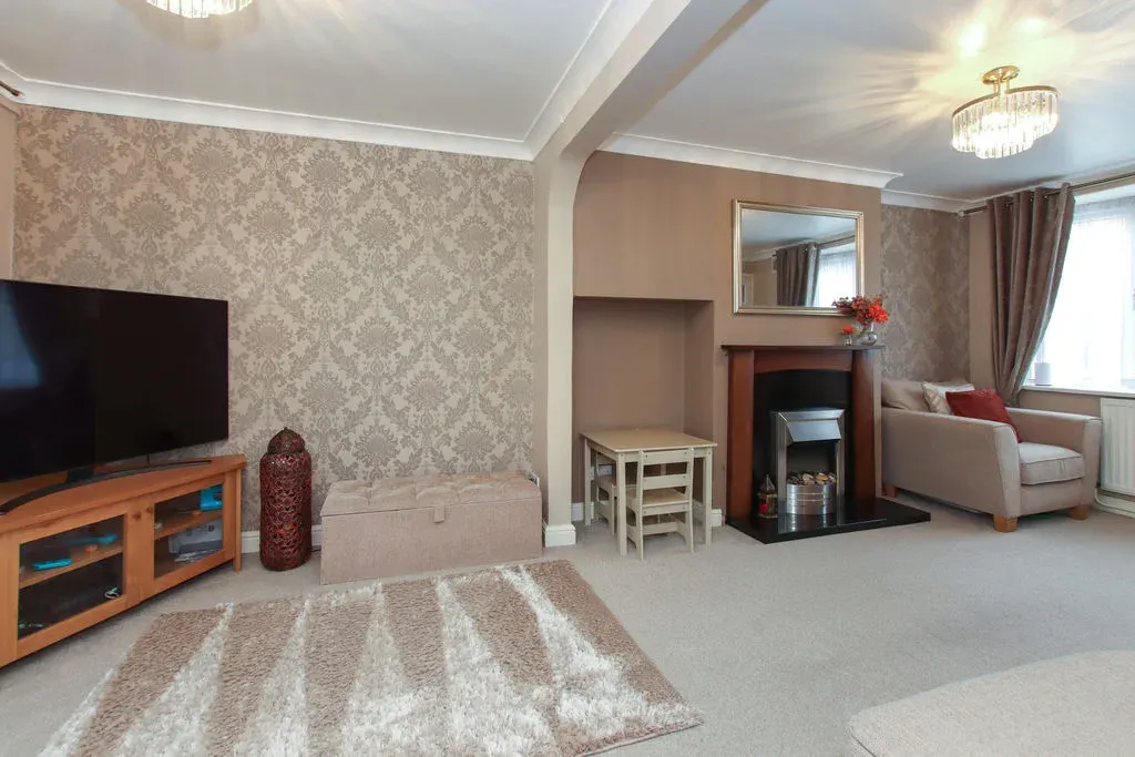 Chaulden Terrace, Hemel Hempstead, Hertfordshire, HP1 2AN, photo 4