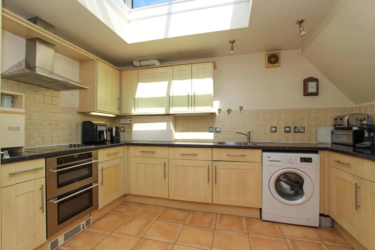 Flat 11, Belwell Gardens 34-36 Belwell Lane, Sutton Coldfield, Sutton Coldfield, B74 4TR, photo 8