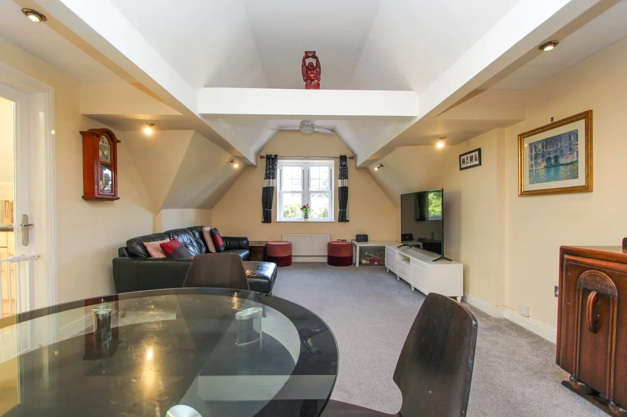 Flat 11, Belwell Gardens 34-36 Belwell Lane, Sutton Coldfield, Sutton Coldfield, B74 4TR, photo 2