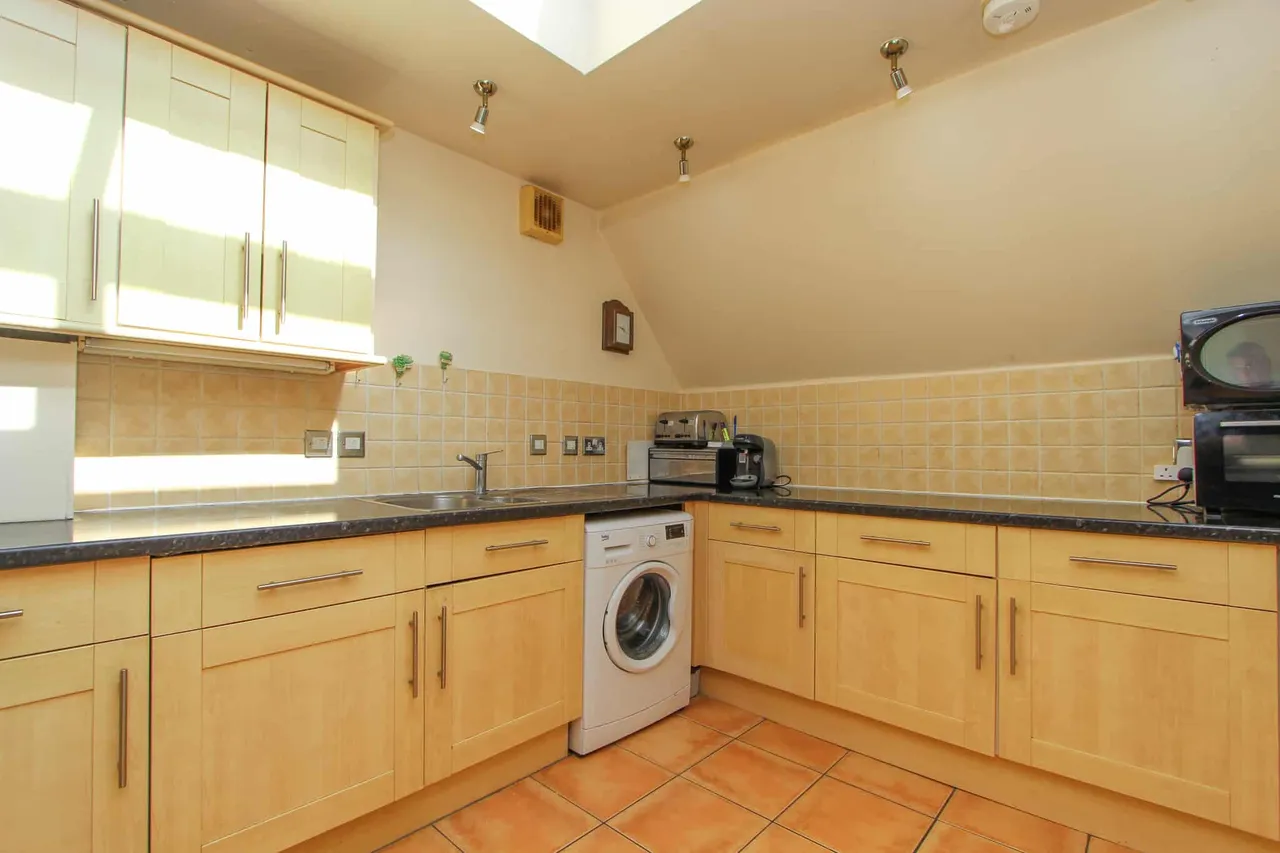 Flat 11, Belwell Gardens 34-36 Belwell Lane, Sutton Coldfield, Sutton Coldfield, B74 4TR, photo 9