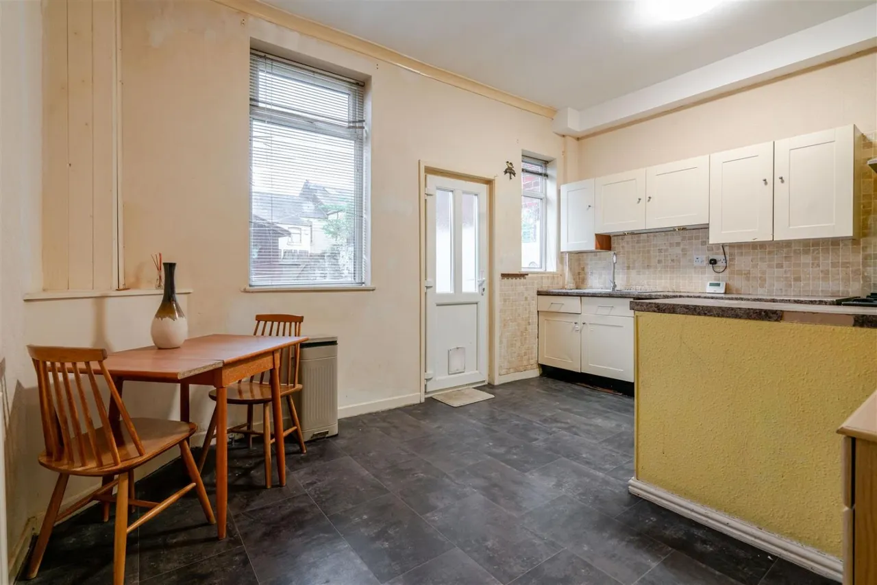 Selwyn Street, Leigh, WN7, photo 8