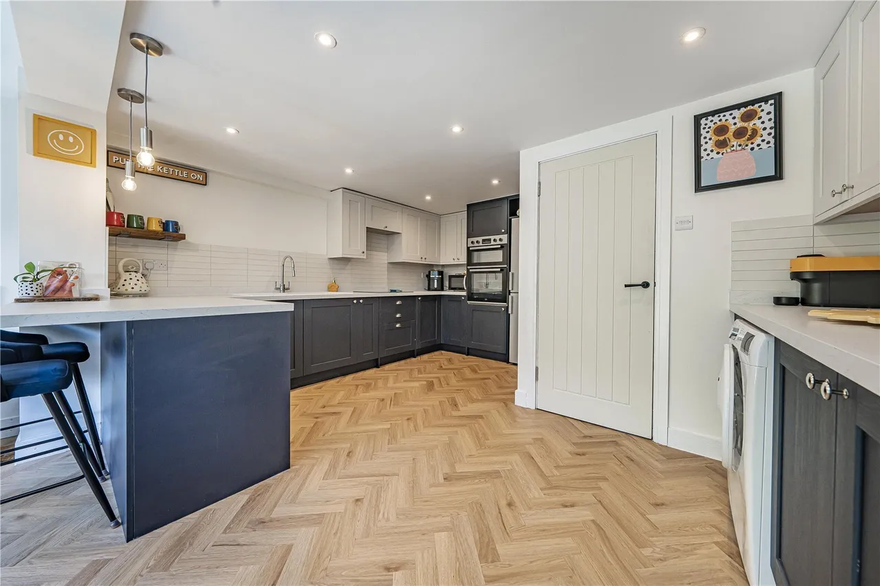 Old Farm Road, West Drayton, UB7, photo 11