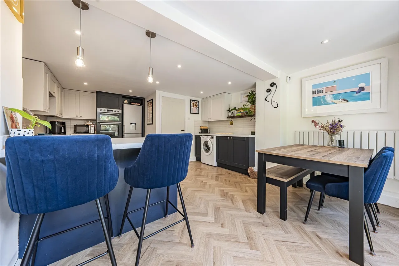 Old Farm Road, West Drayton, UB7, photo 10
