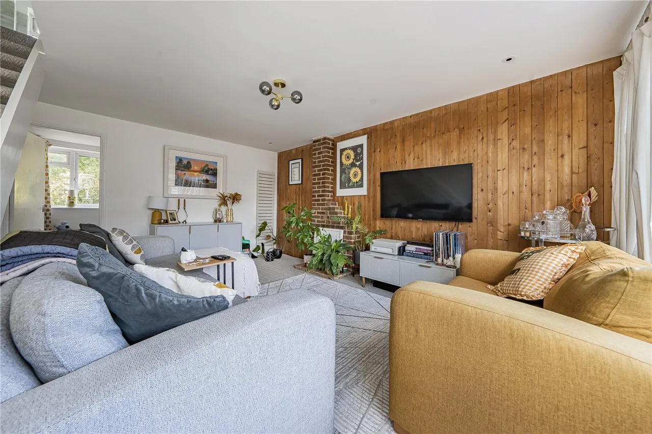 Old Farm Road, West Drayton, UB7, photo 13