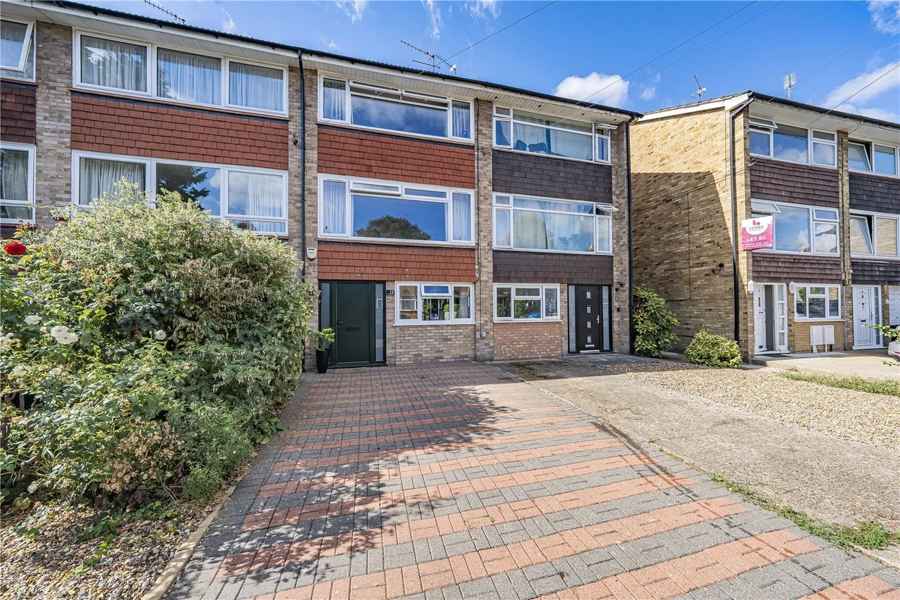 Old Farm Road, West Drayton, UB7, photo 21