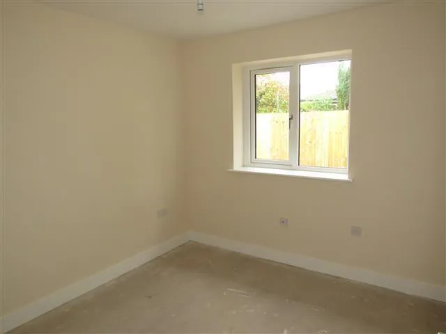 Wolverhampton Road, WS11, photo 3
