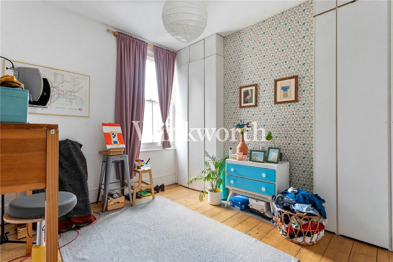 St. John's Road, London, N15, photo 2