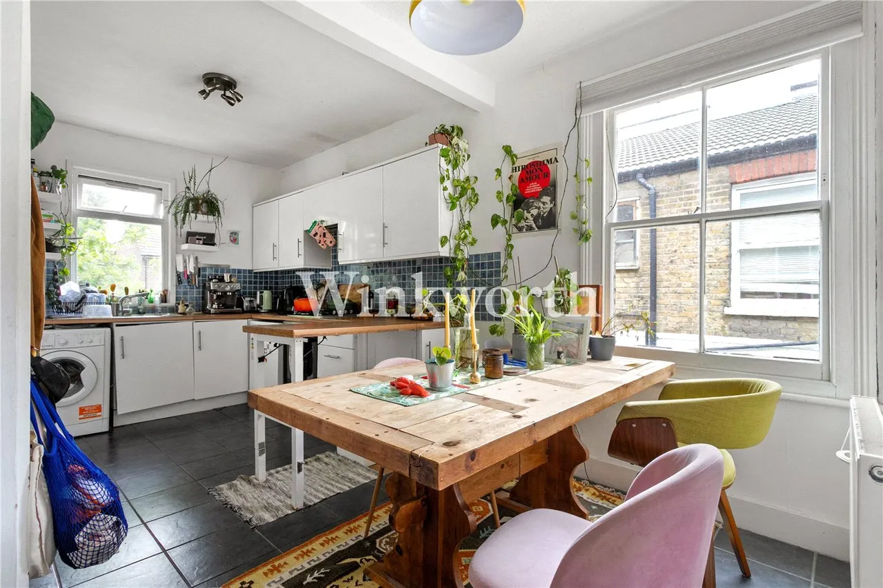 St. John's Road, London, N15, photo 3