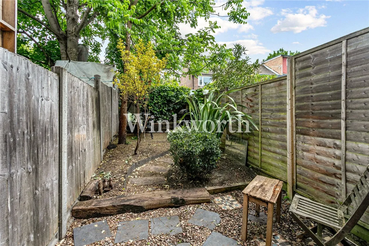 St. John's Road, London, N15, photo 10
