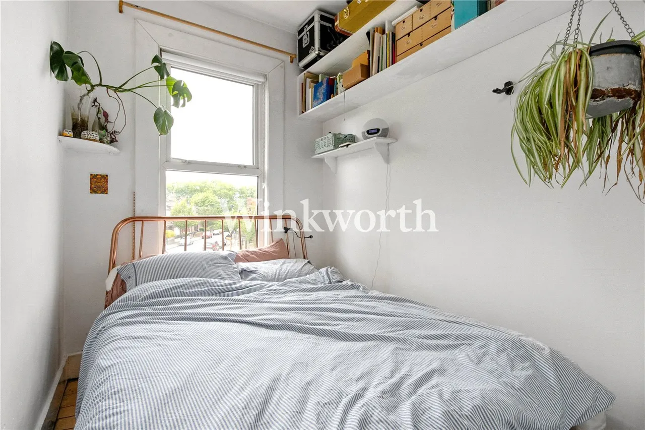 St. John's Road, London, N15, photo 11