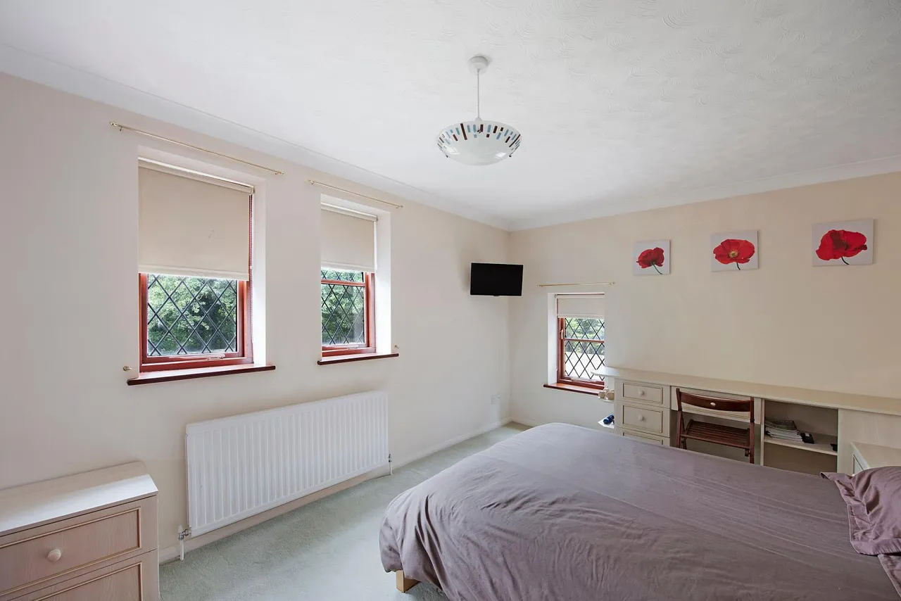 Thicket Road, Houghton, PE28, photo 13