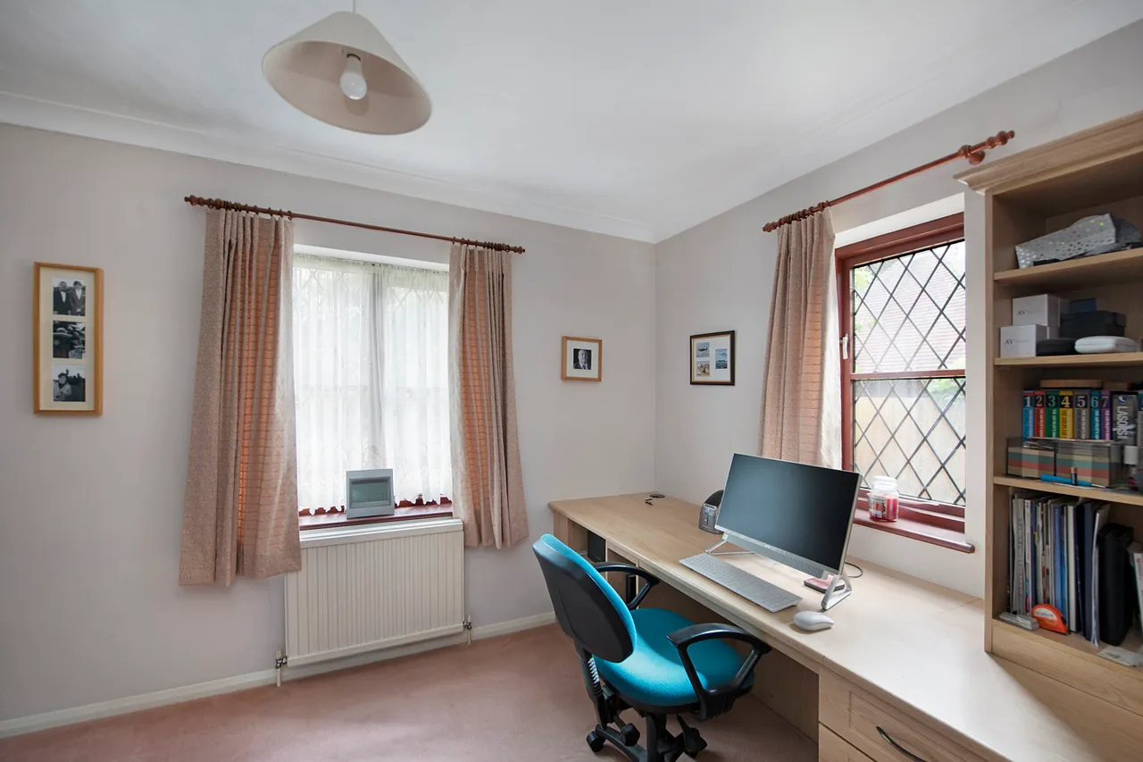Thicket Road, Houghton, PE28, photo 10