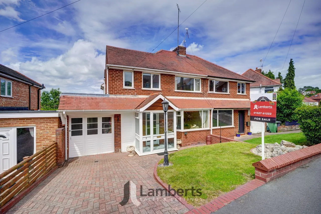 8 Clent Avenue, Redditch, photo 18