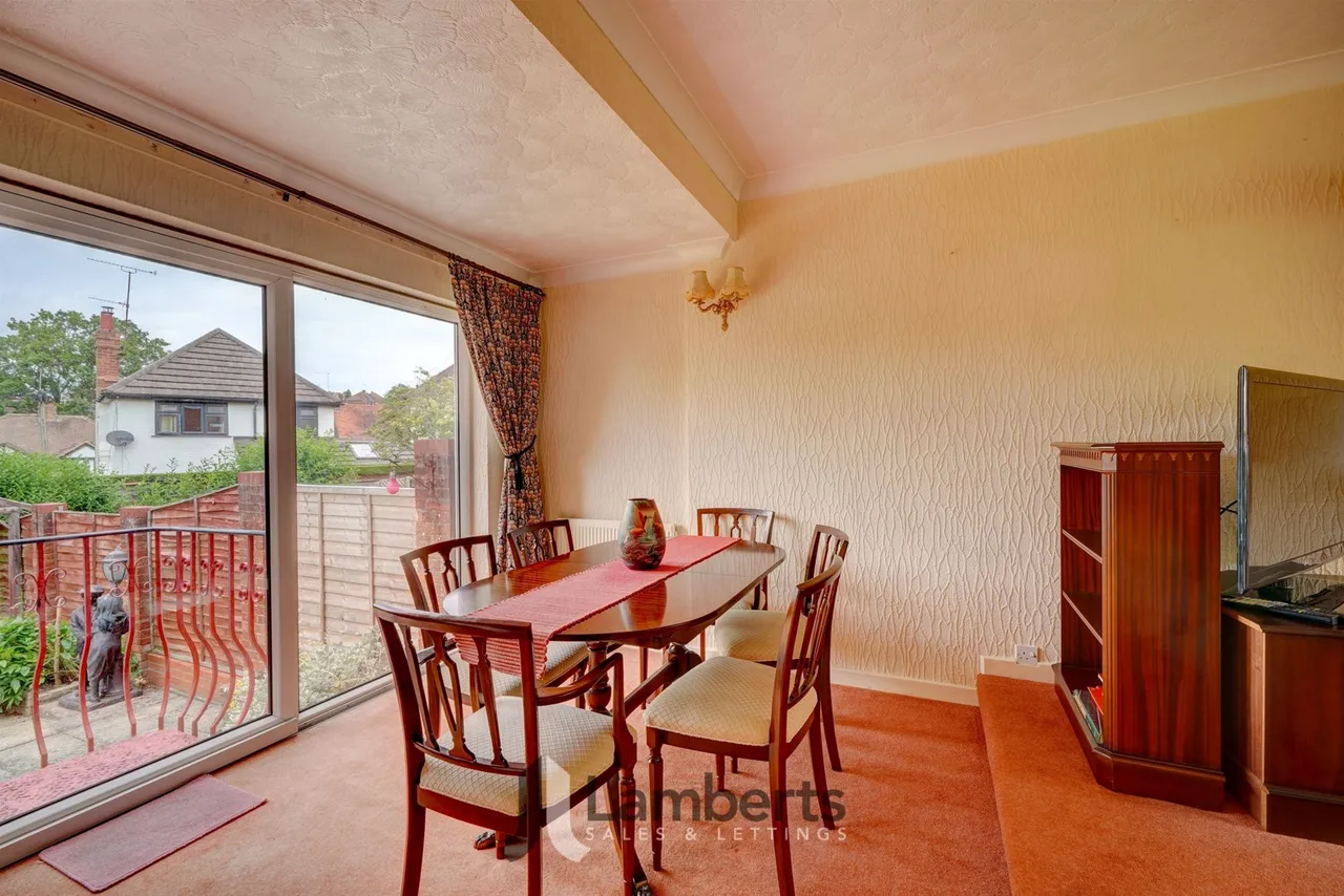 8 Clent Avenue, Redditch, photo 8
