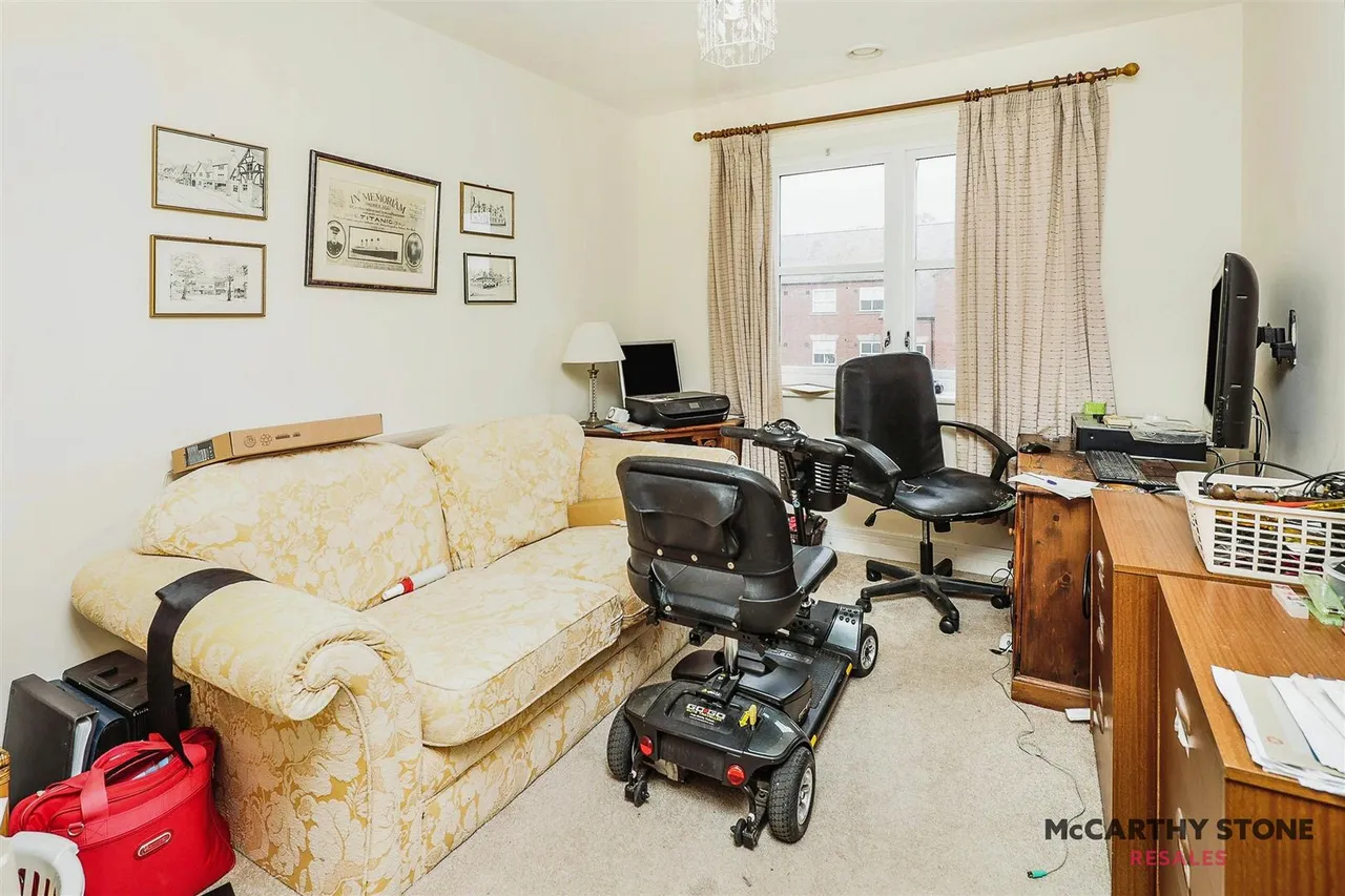 South Street, Atherstone, CV9, photo 9
