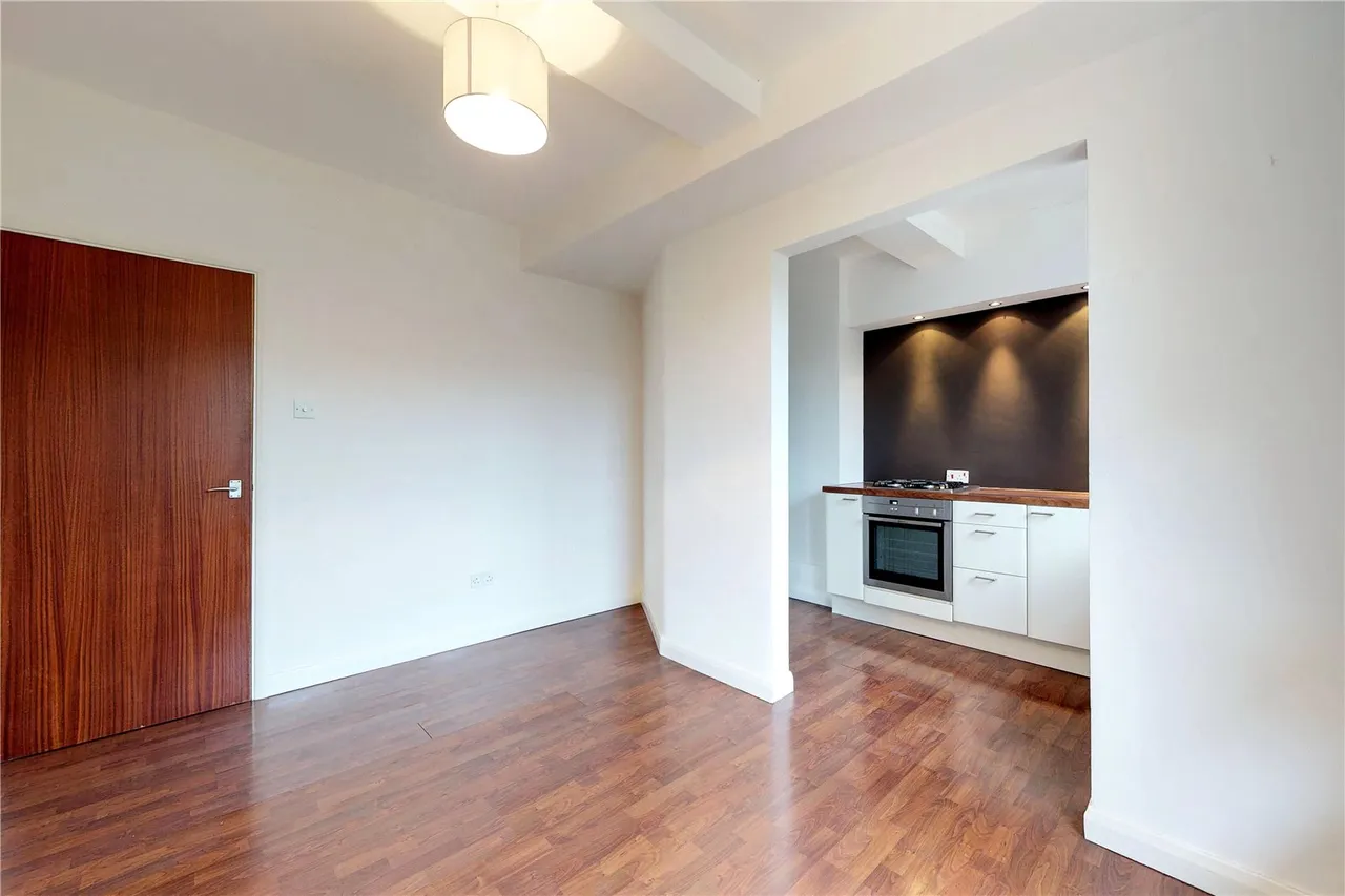 Wilmot Street, Bethnal Green, E2, photo 3
