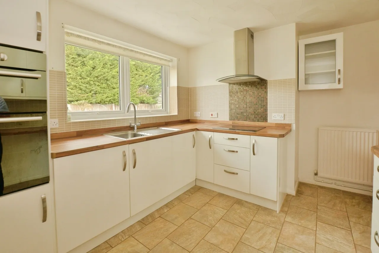 Pembroke Mews, New Romney, Kent, TN28, photo 3