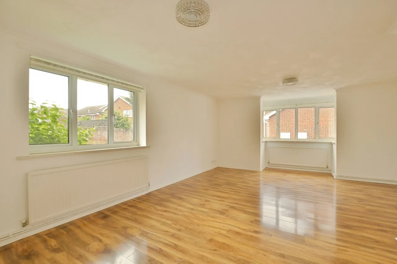 Pembroke Mews, New Romney, Kent, TN28, photo 2