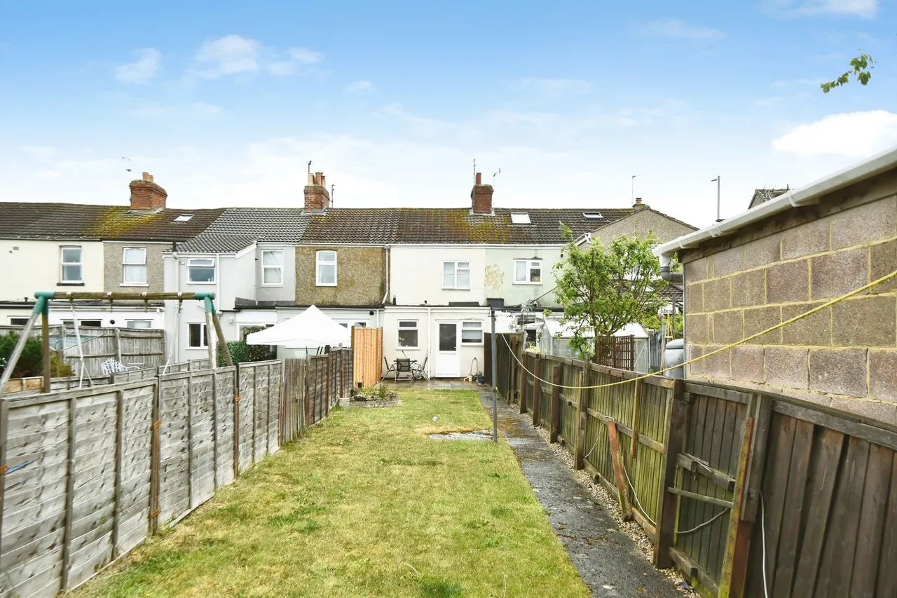 Cheney Manor Road, Swindon, SN2, photo 16