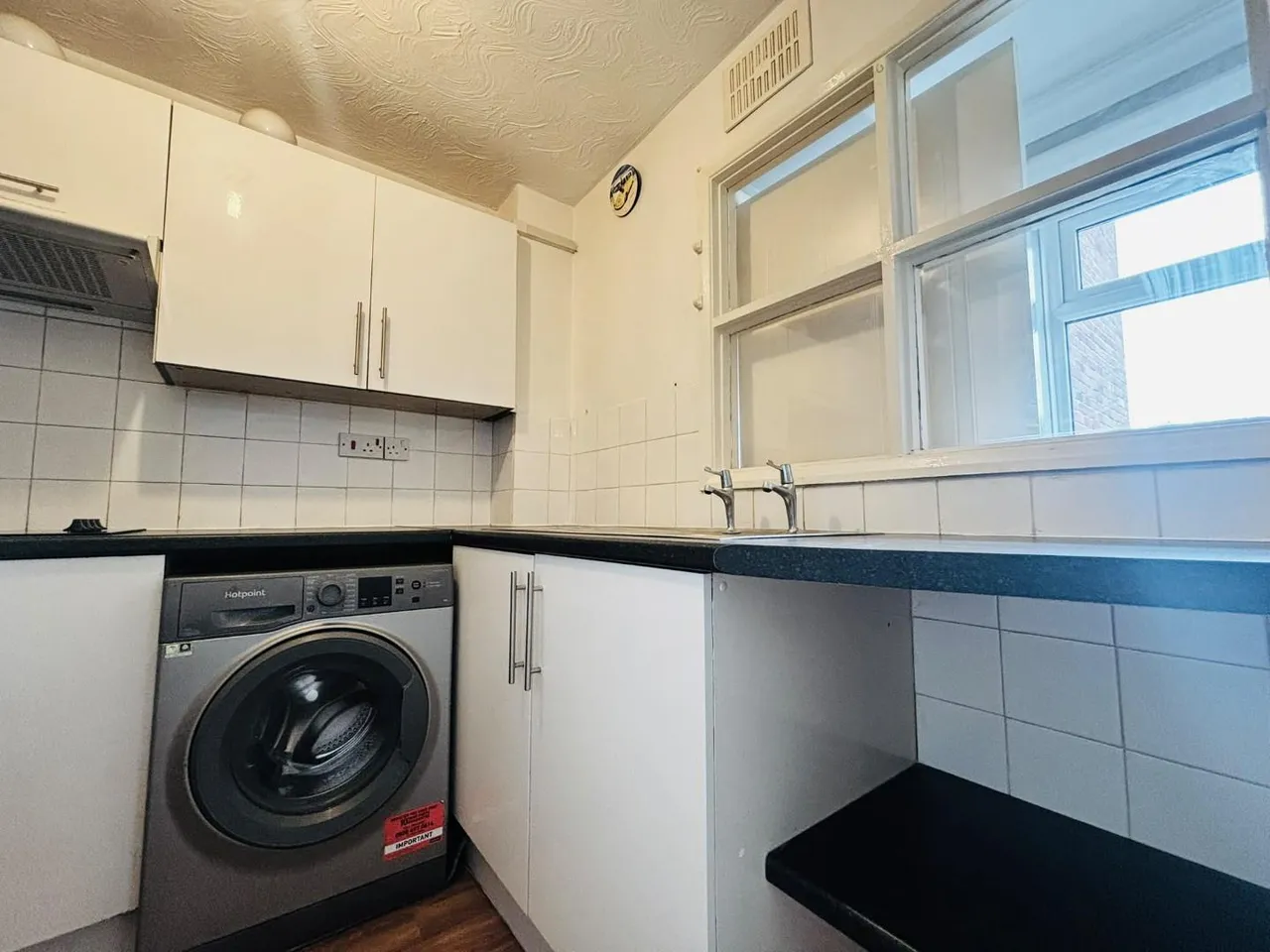 Bracken Crescent, Bishopstoke, EASTLEIGH, Hampshire, SO50 8ND, photo 6