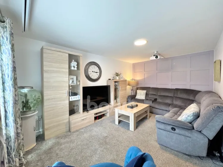 Auldlea Gardens, Beith, KA15, photo 12
