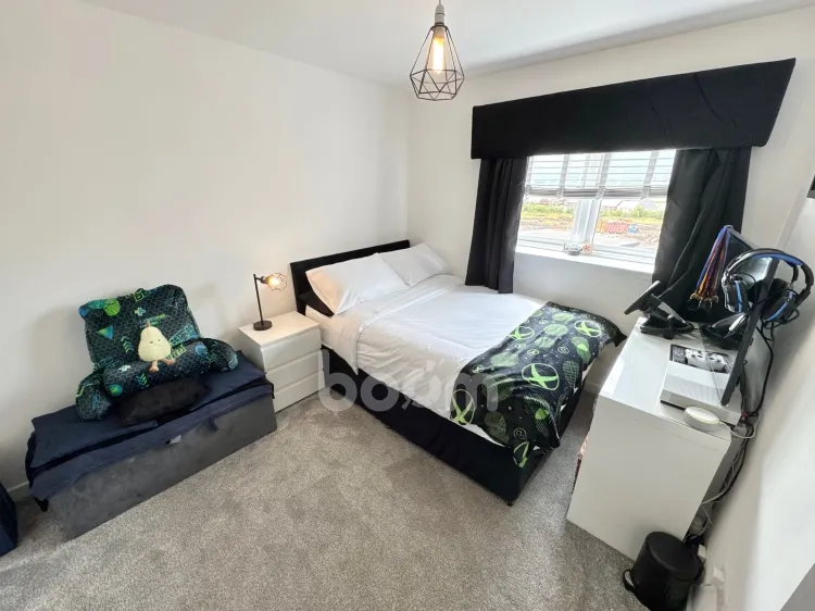 Auldlea Gardens, Beith, KA15, photo 7