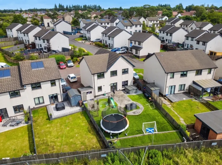 Auldlea Gardens, Beith, KA15, photo 26