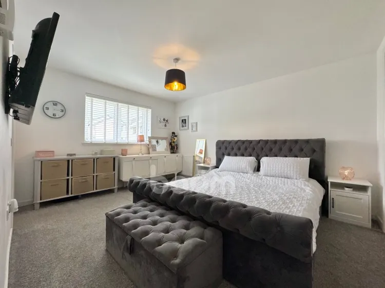 Auldlea Gardens, Beith, KA15, photo 19