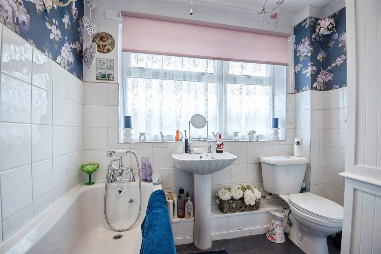 Telford Avenue, Stevenage, Hertfordshire, SG2, photo 12