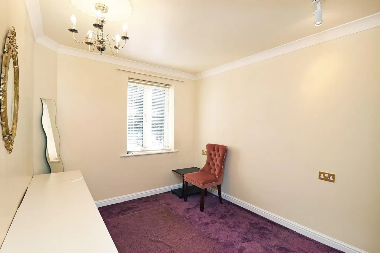 Racefield Road, Altrincham WA14 4AP, photo 7