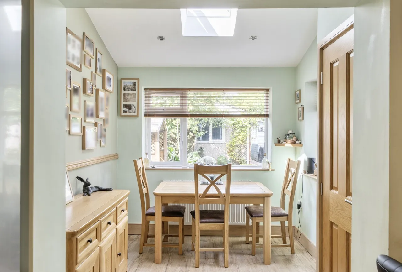 Colston Close, Gloucestershire, Winterbourne Down, BS36 1EW, photo 6