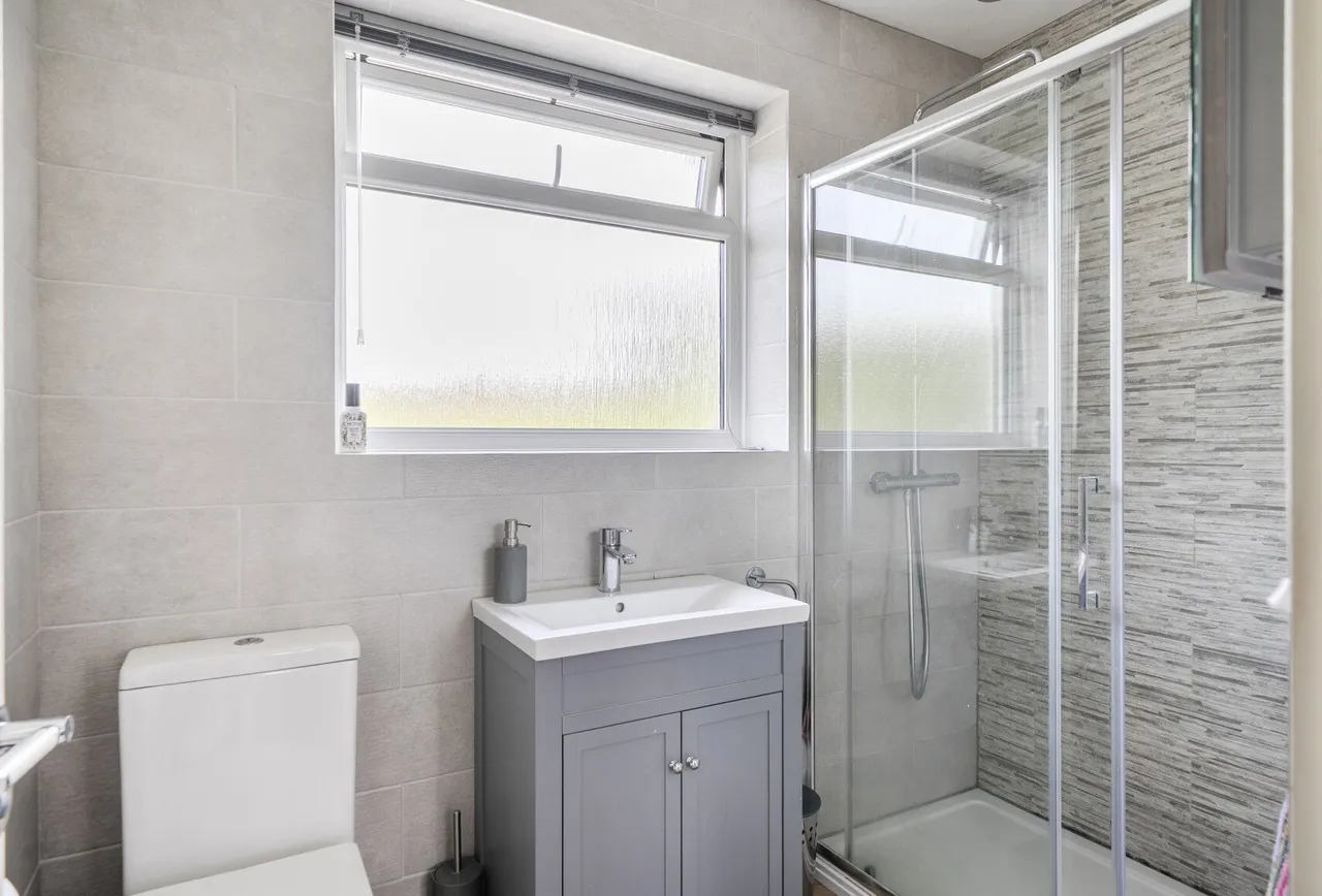 Colston Close, Gloucestershire, Winterbourne Down, BS36 1EW, photo 13