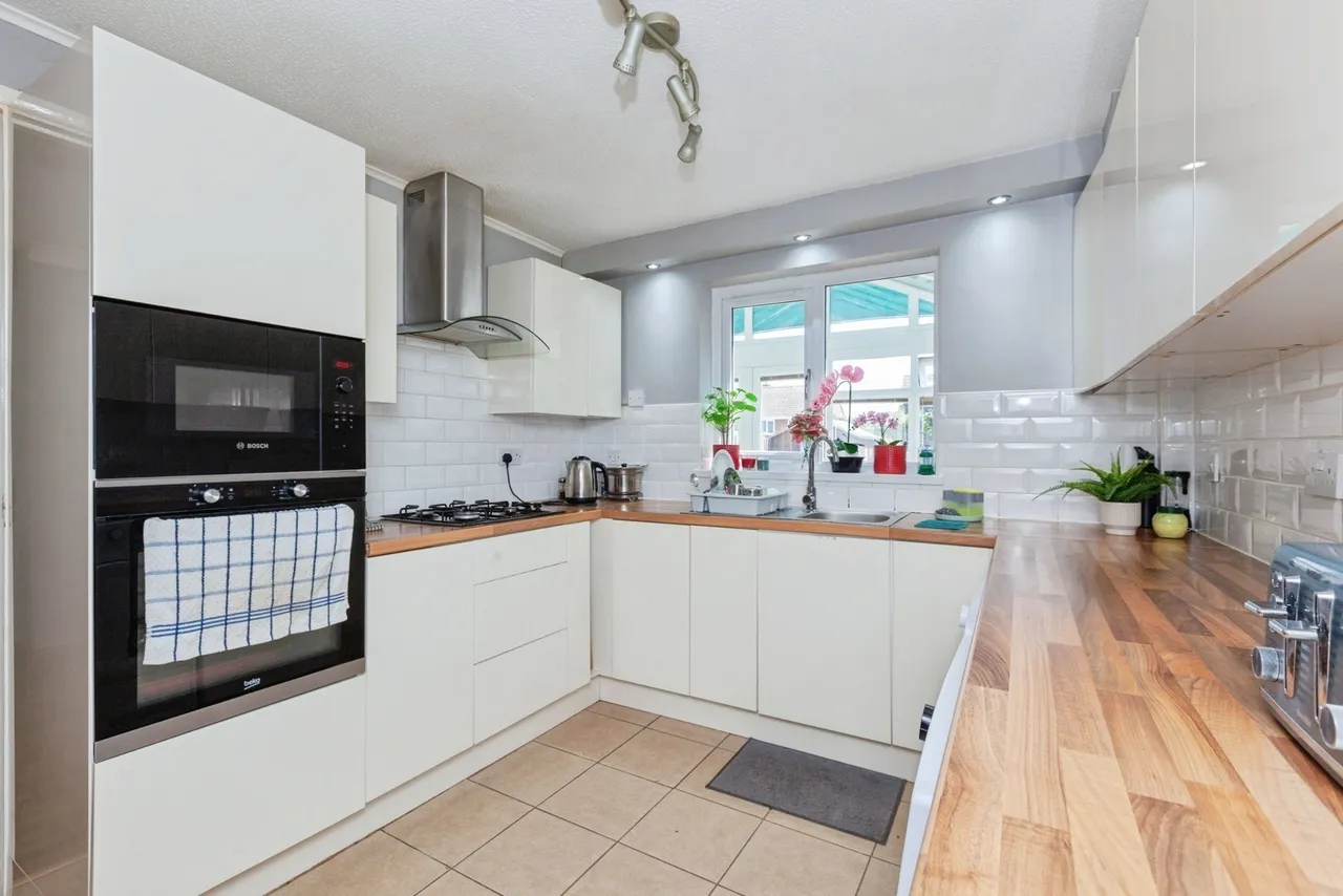 Belfry Drive, Leicester, LE3, photo 3