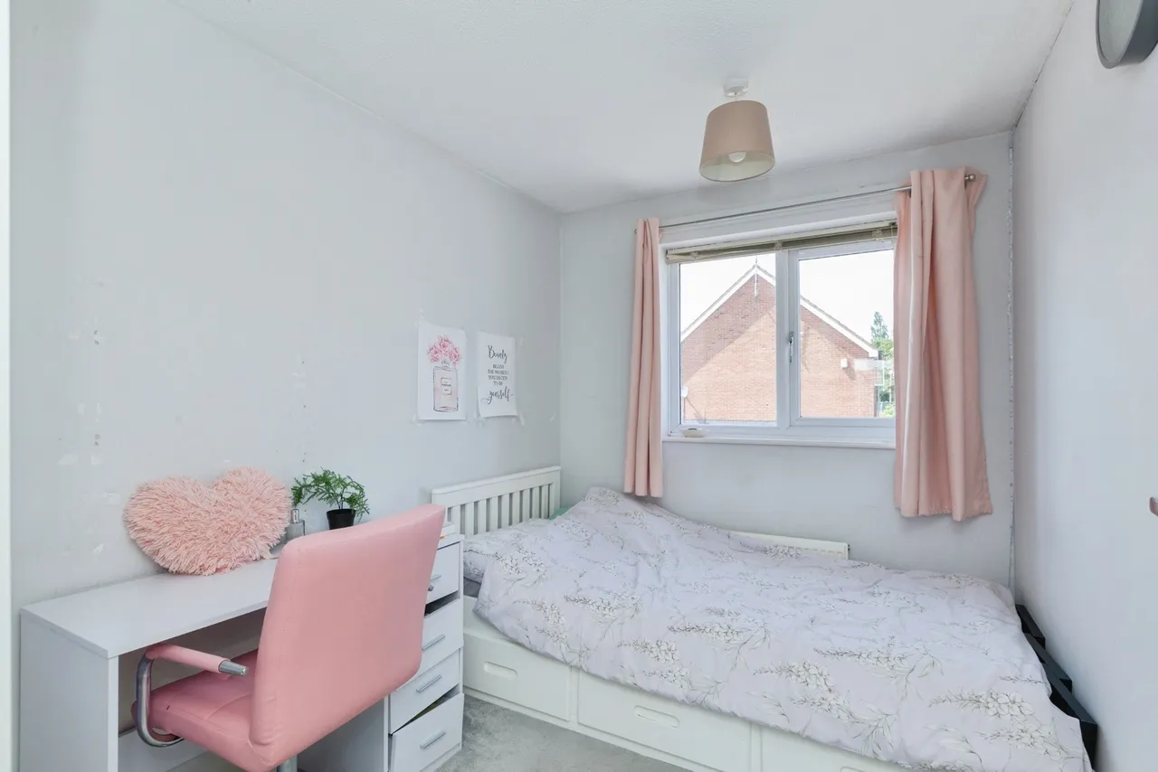 Belfry Drive, Leicester, LE3, photo 11