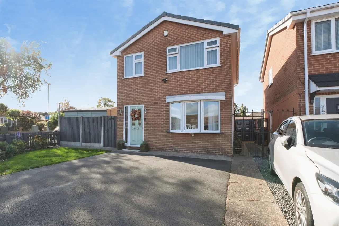 3 bed house for sale, Polperro Way, Hucknall, NG15