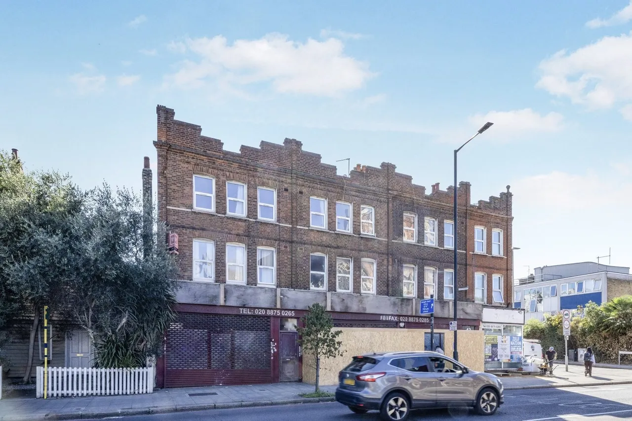2 bed flat to rent, West Hill, London, SW18