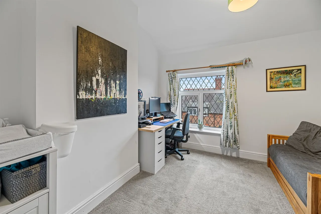 Back Crosland Terrace, Frodsham, photo 12
