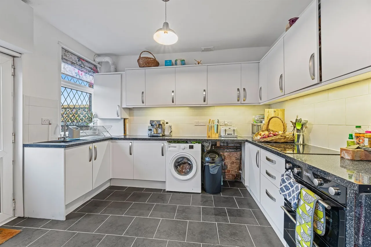 Back Crosland Terrace, Frodsham, photo 7