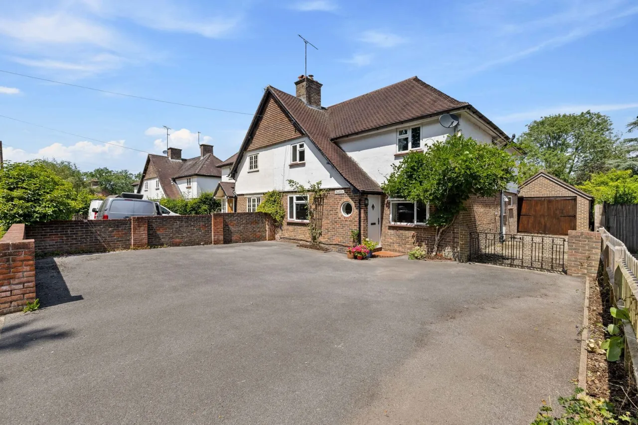 Bramble Lea Cat Street, Upper Hartfield, Hartfield, Hartfield, TN7 4EA, photo 2