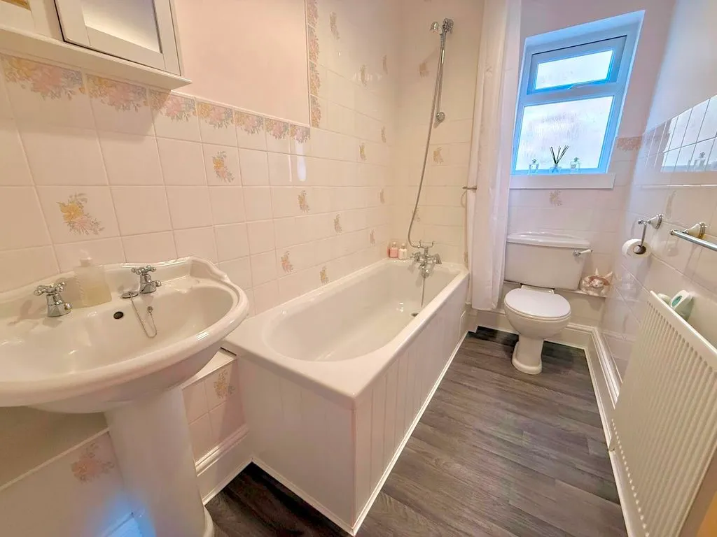 Kirby Road, Dunstable LU6 3JH, photo 13