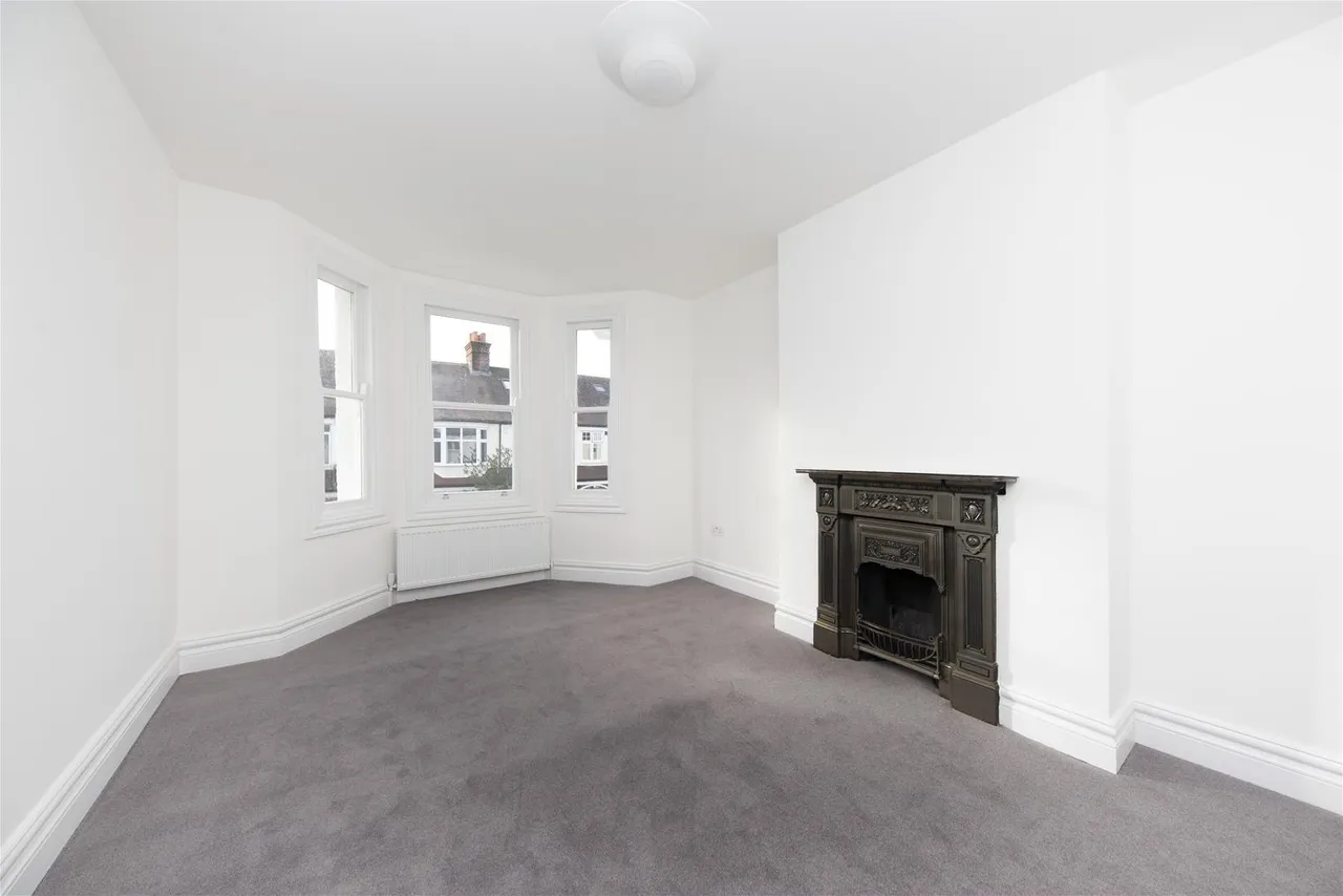 Sandringham Avenue, London SW20 8JY, photo 6