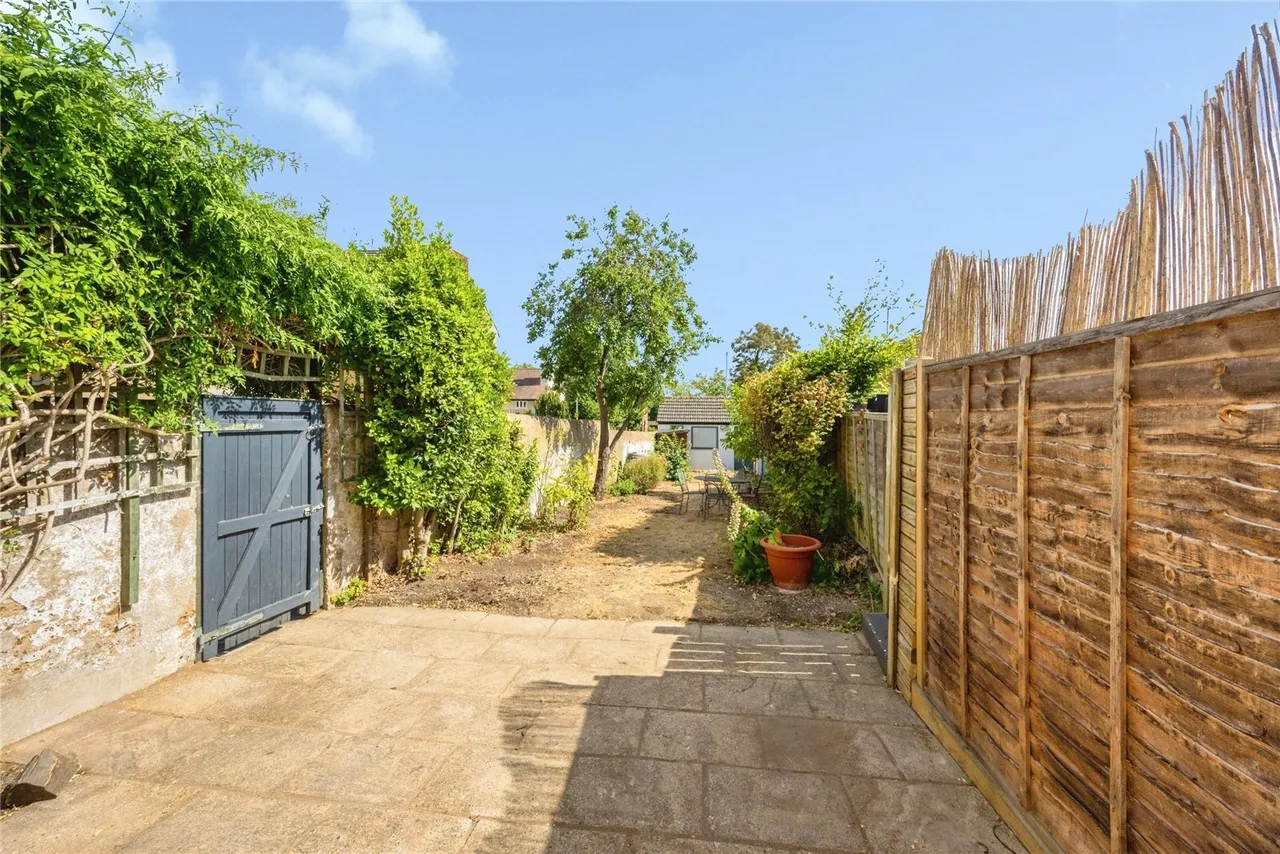 Dudley Street, LEIGHTON BUZZARD, Bedfordshire, LU7, photo 20