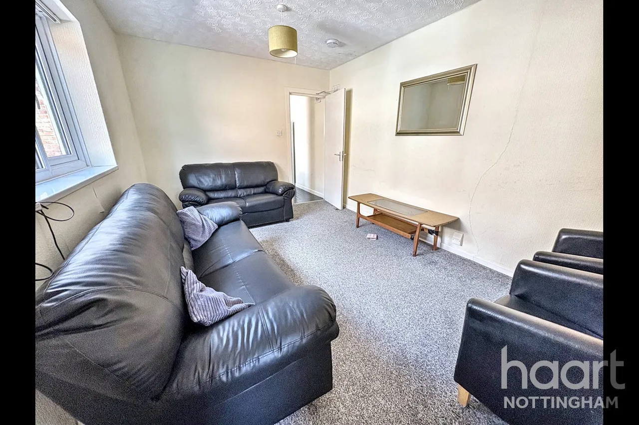 Arnesby Road, Nottingham, NG7, photo 3