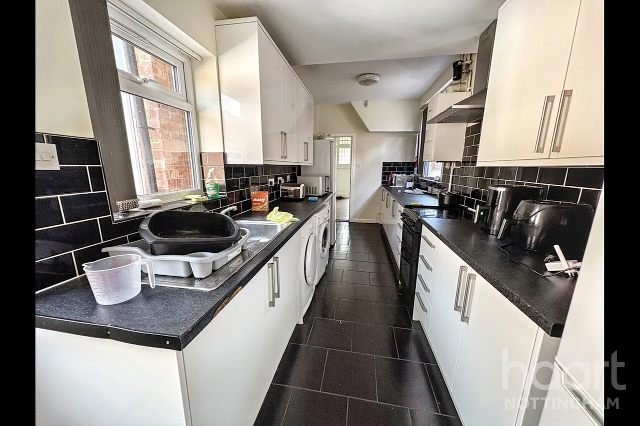 Arnesby Road, Nottingham, NG7, photo 2