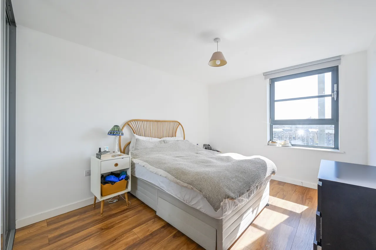 Flat 13, 600 Commercial Road, London, photo 4