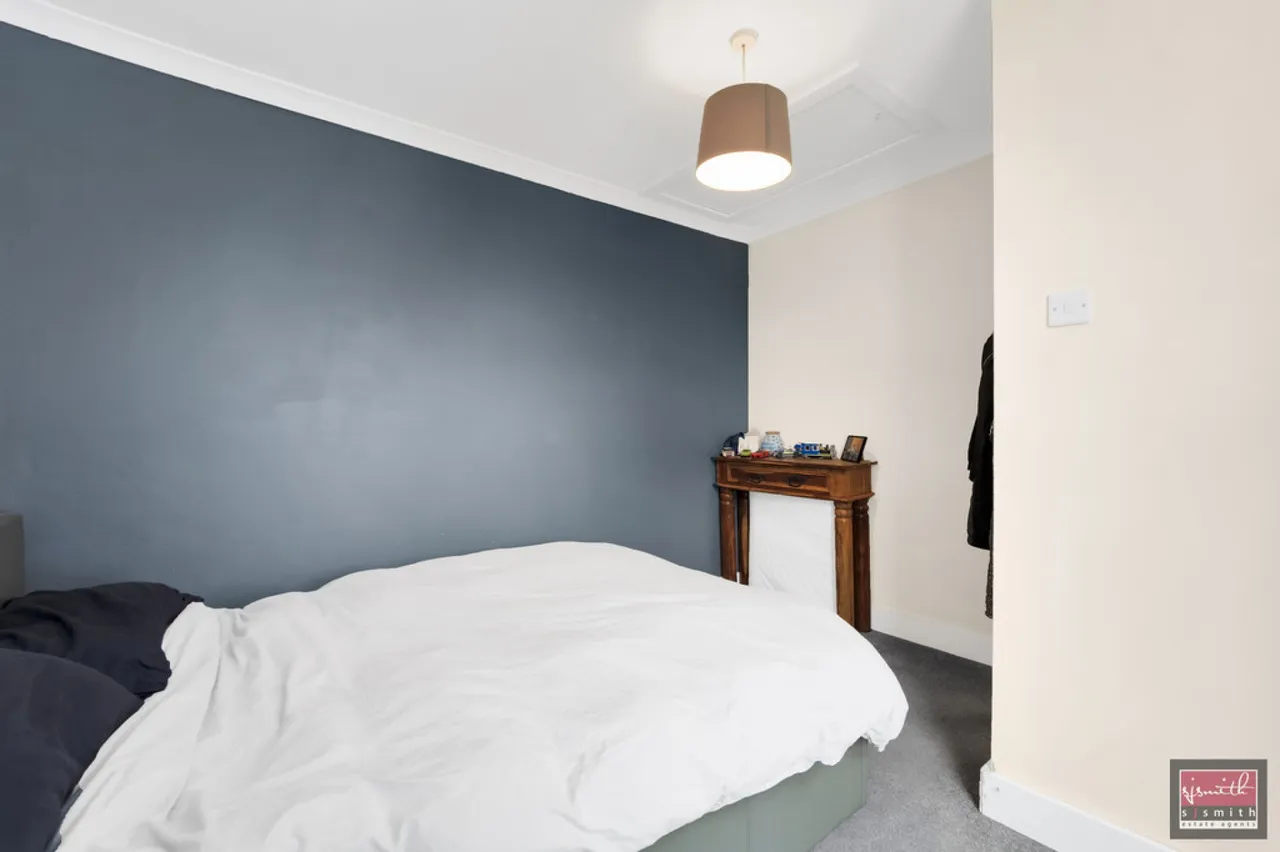 Wendover Road, Staines-upon-Thames, TW18, photo 10