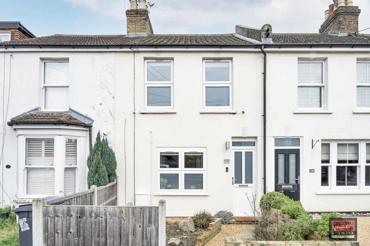 Wendover Road, Staines-upon-Thames, TW18, photo 12